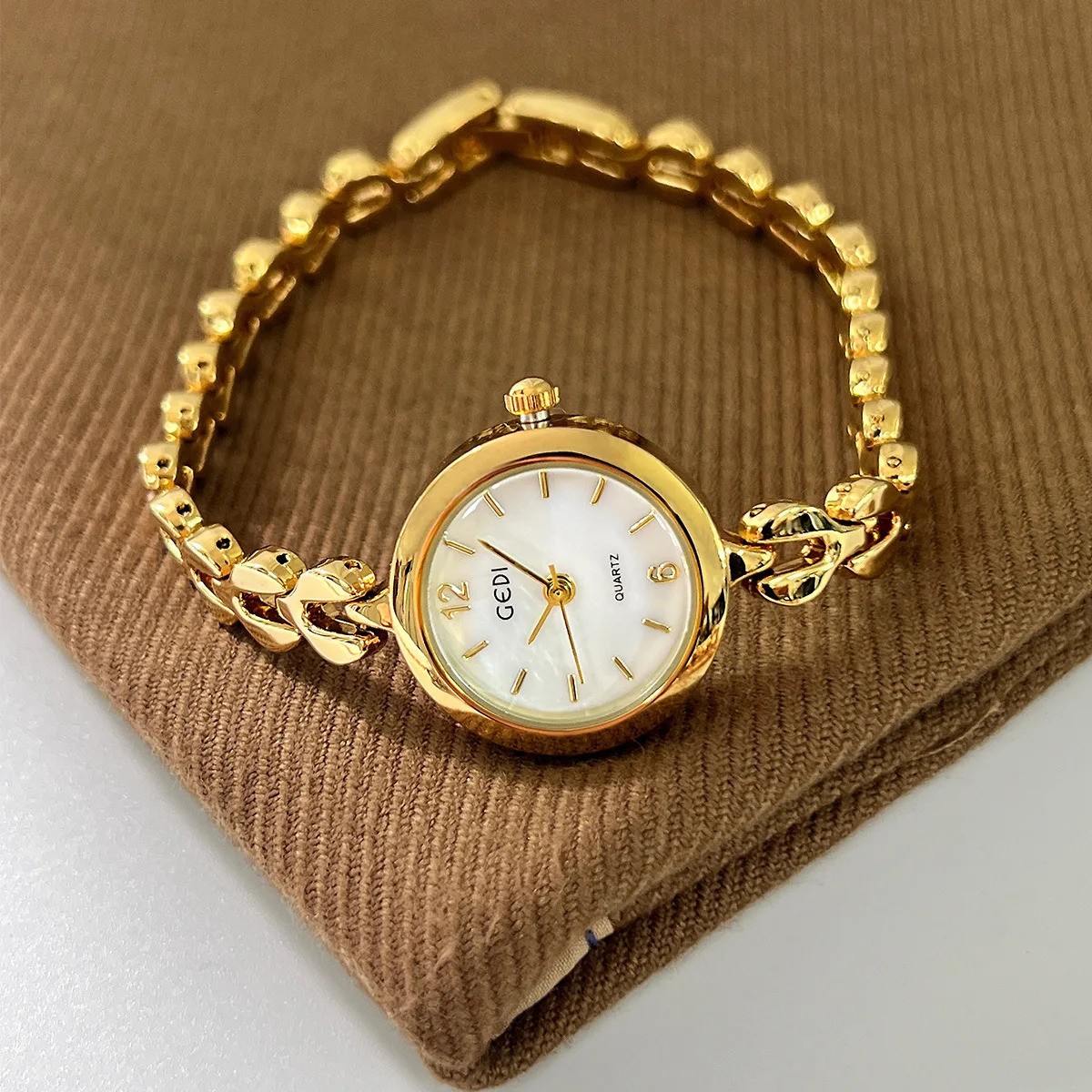 GEDI Women’s Fashion Quartz Watch Luxury Bracelet Dress Watch for Women
