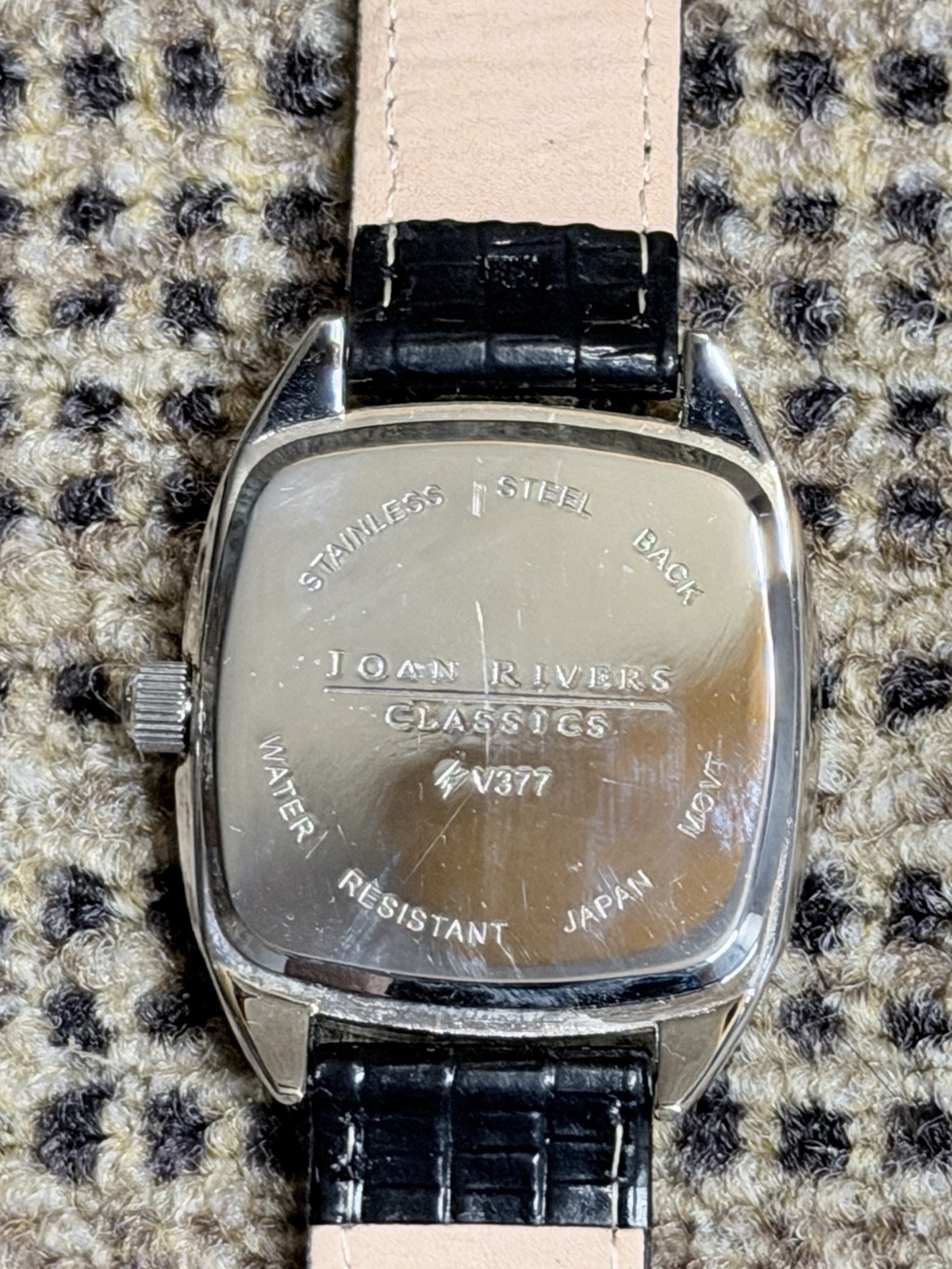 “JOAN RIVERS CLASSICS” WATCH BLACK MOTHER OF PEARL DIAL w CRYSTALS NEEDS BATTERY