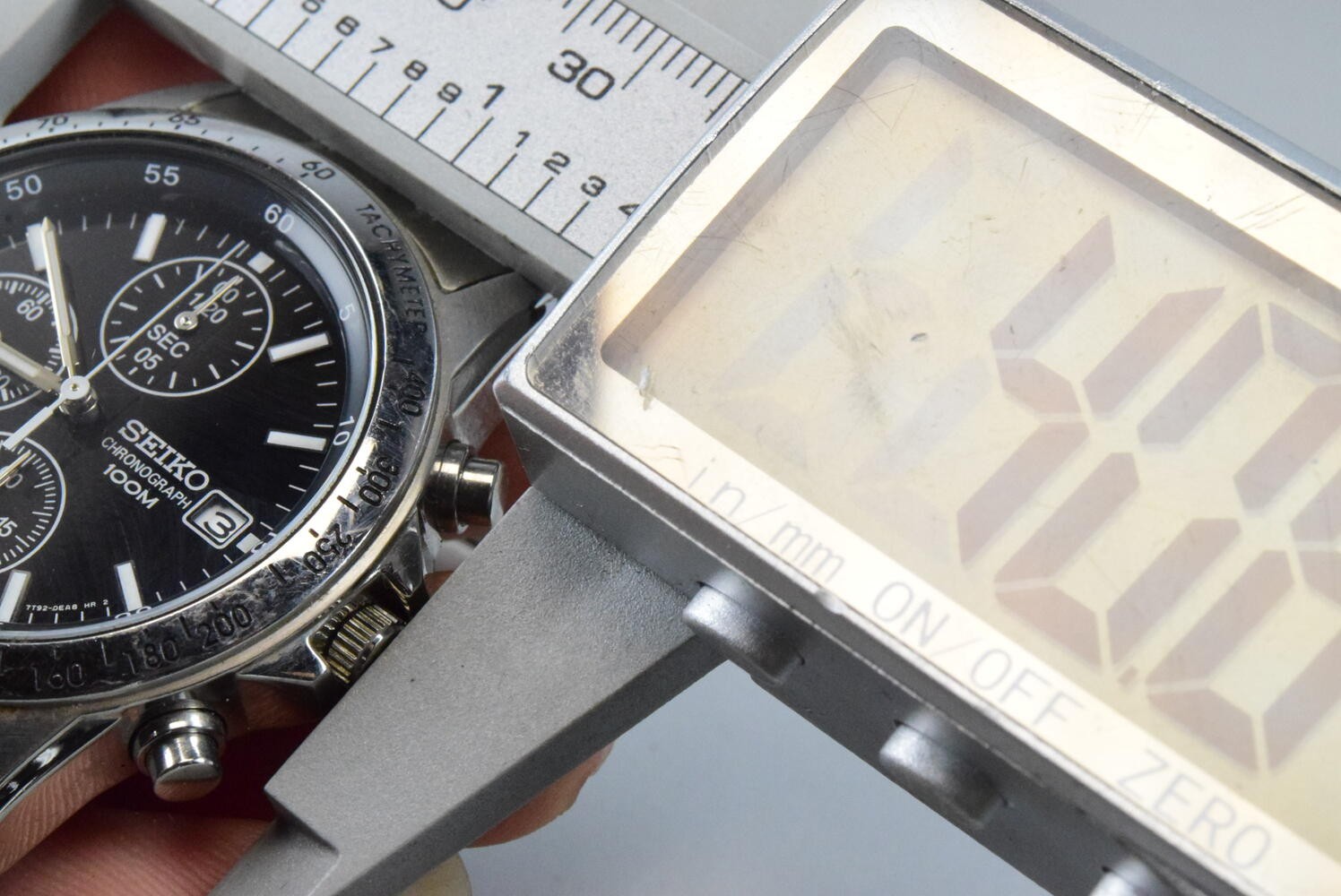 Vintage watch Seiko Chronograph 7T92-0DW0 Black Men Quartz Round 40mm