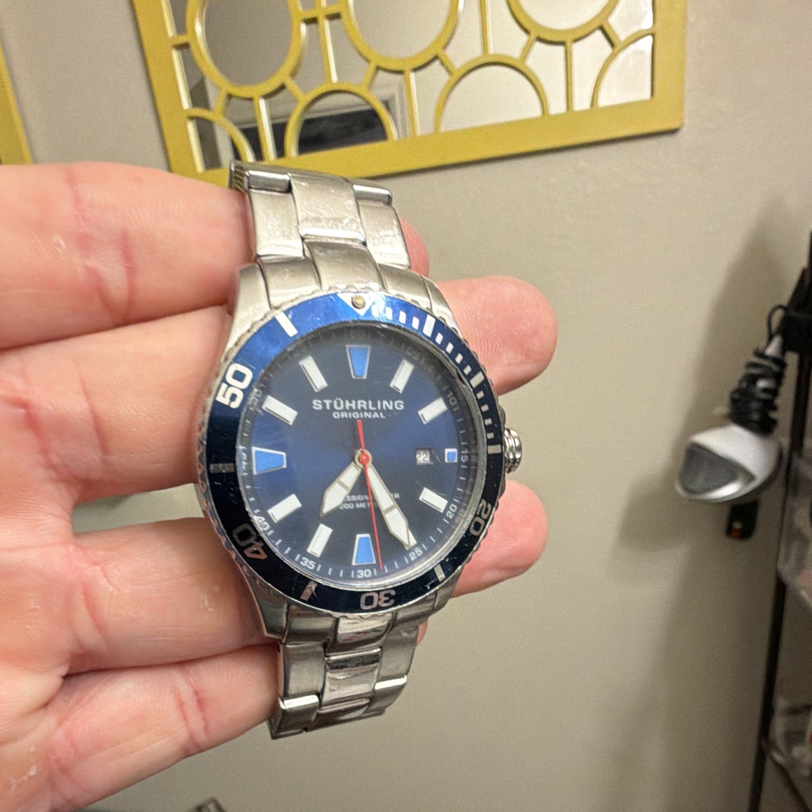 Stuhrling Original Men’s Diver 200m Quartz Blue Dial Date SS Bracelet