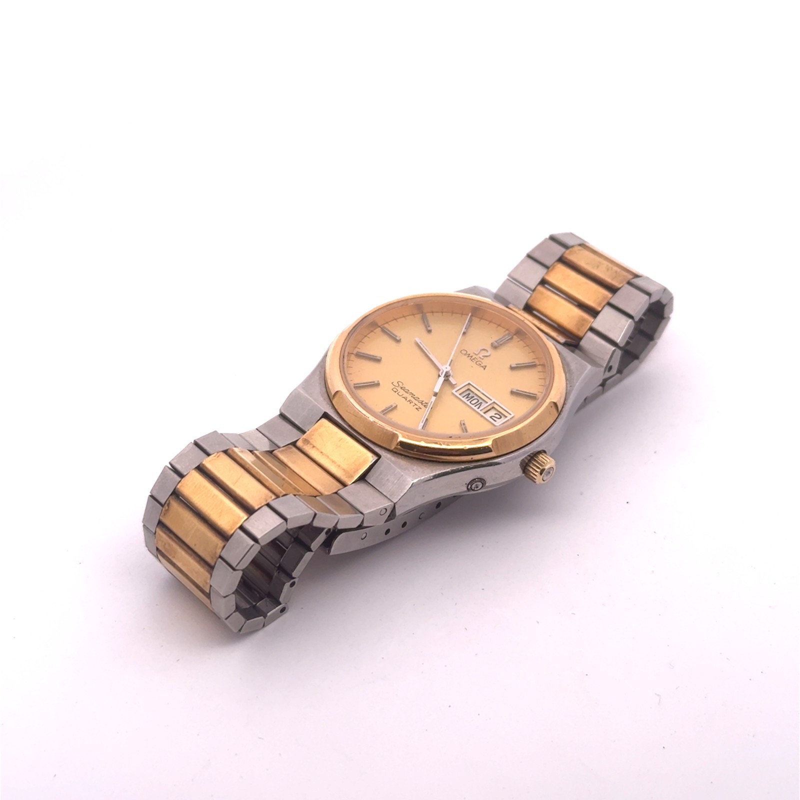 Omega Seamaster Two-Tone Stainless Steel Quartz Vintage Men’s Wristwatch 33mm
