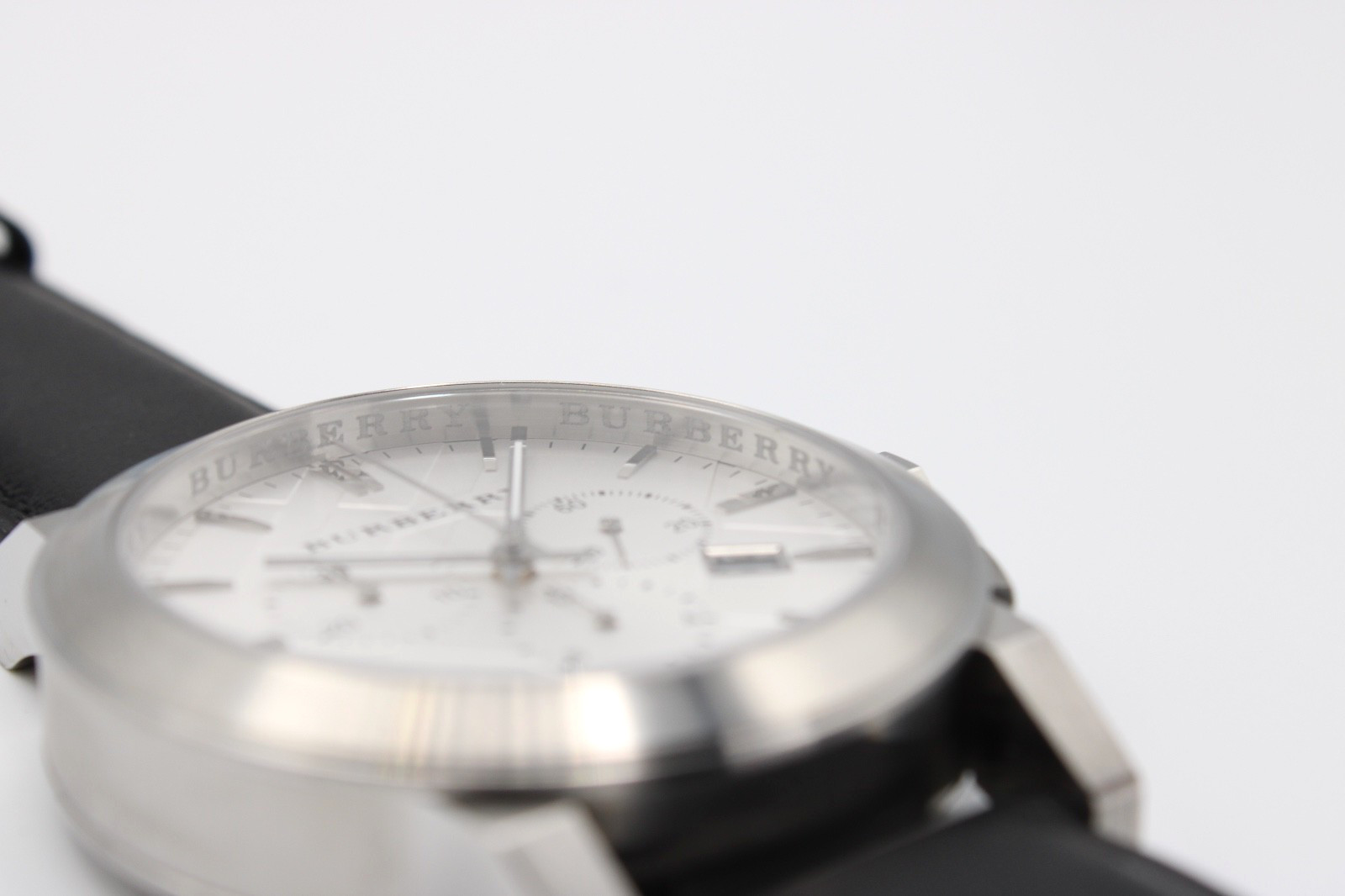 BURBERRY The City BU9355 Silver Dial Men’s Watch 42mm