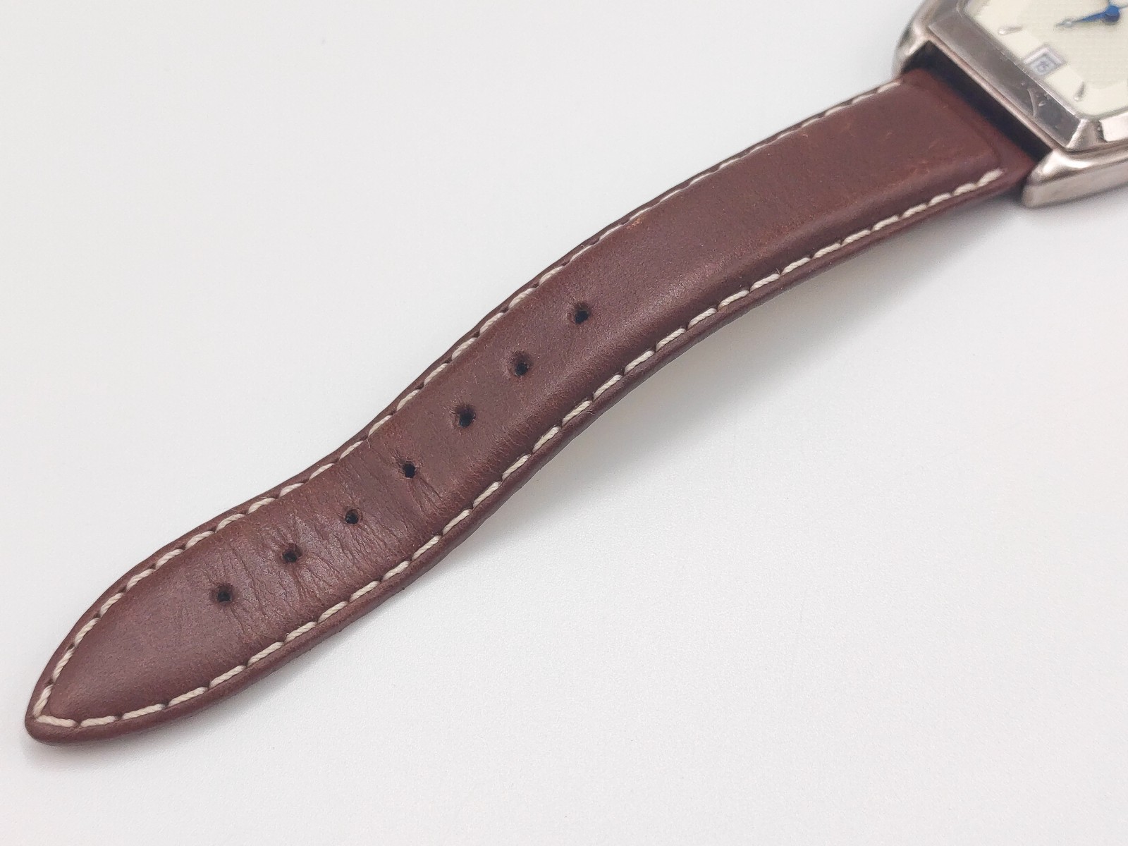 Kenneth Cole KC1011 Tonneau / Barrel Shape Case Brown Leather Strap Watch