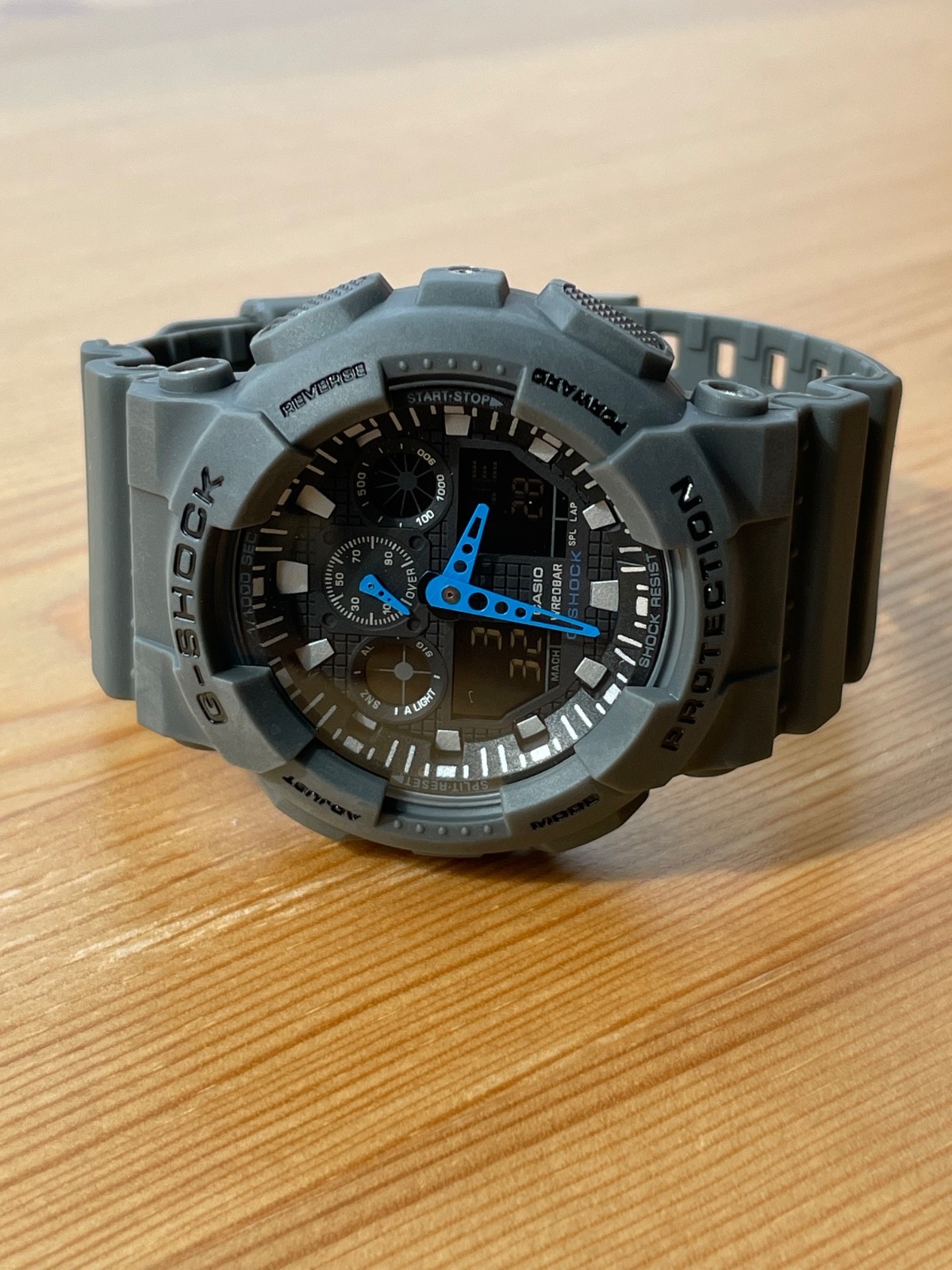 Casio G-Shock Analog Digital GA-100C-8ACR Grey Watch Mens