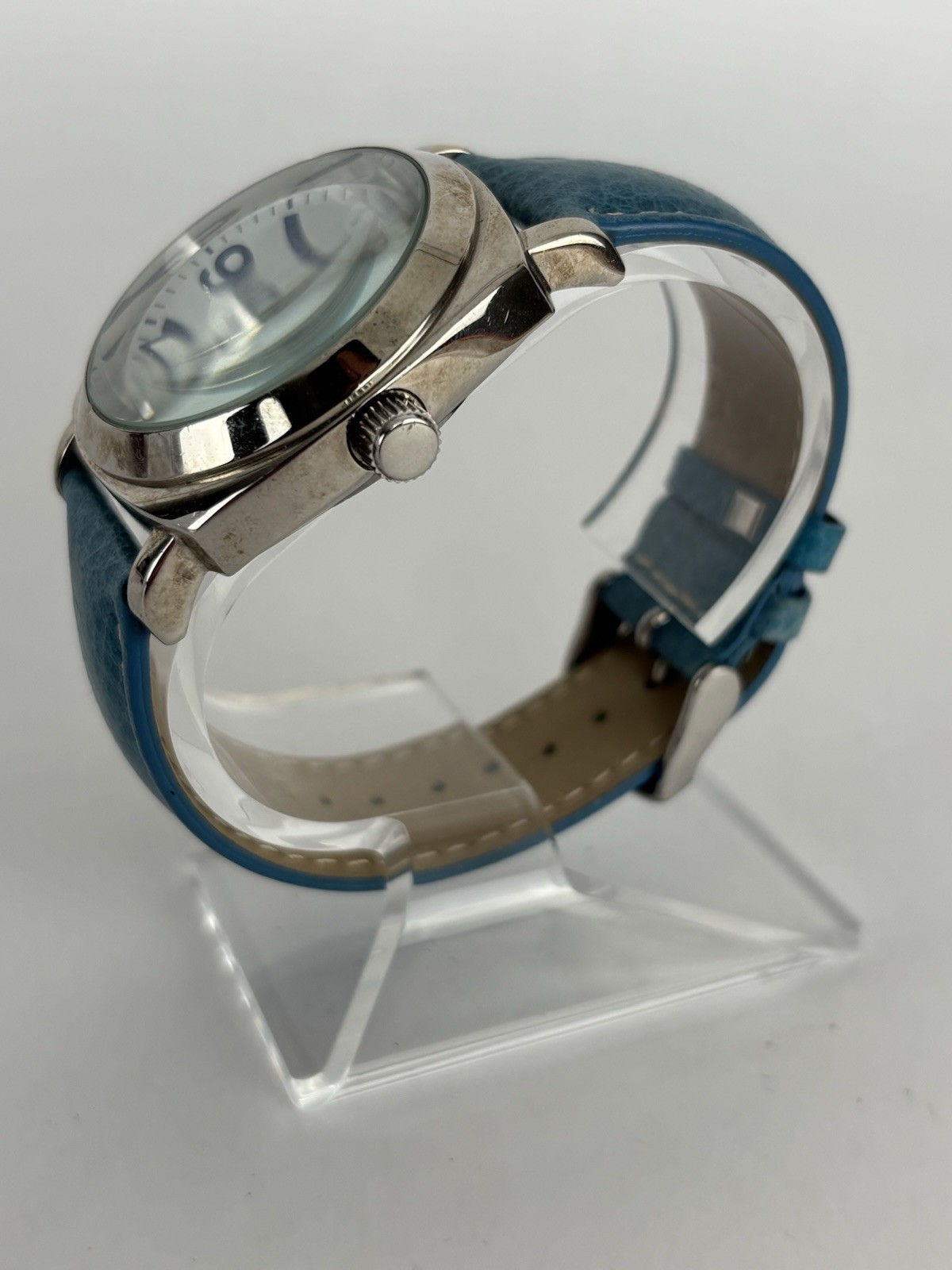 Joan Rivers Classics 40mm Silver Tone Quartz Watch w/Leather Band & New Battery