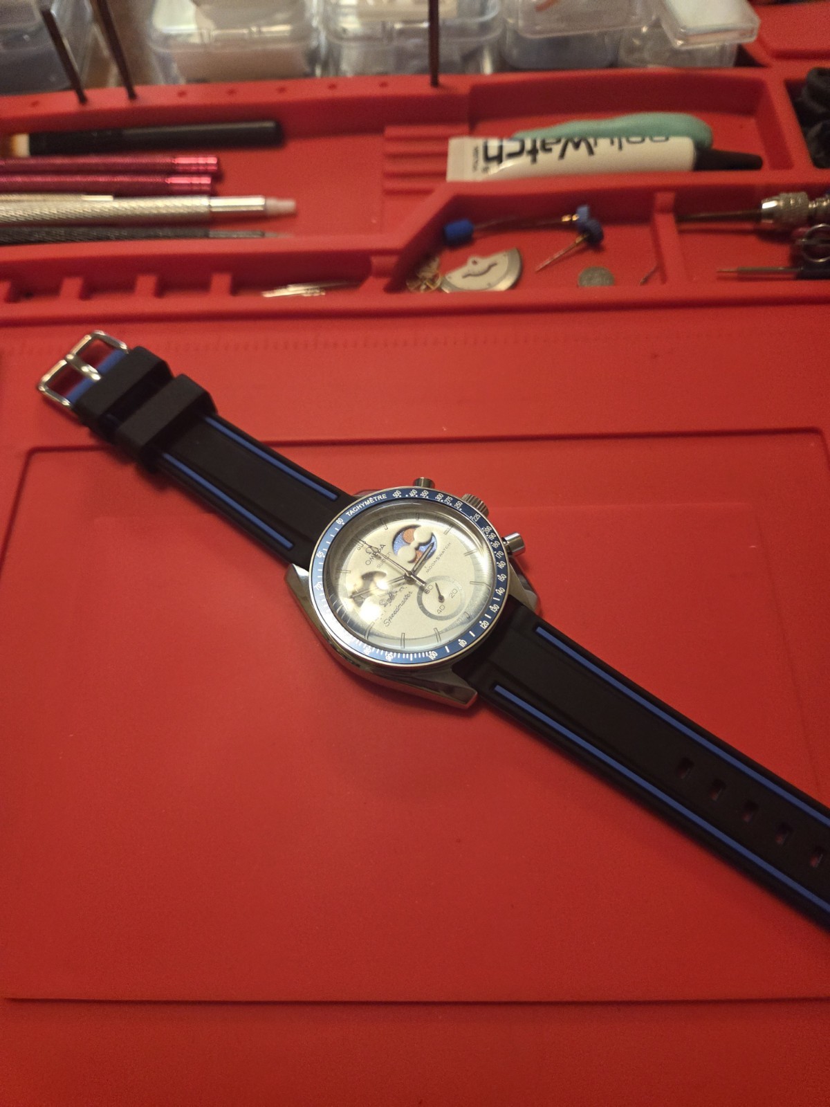 OMEGA x Swatch Mission to Earthphase Moonshine Gold Moon Phase 42mm Blue