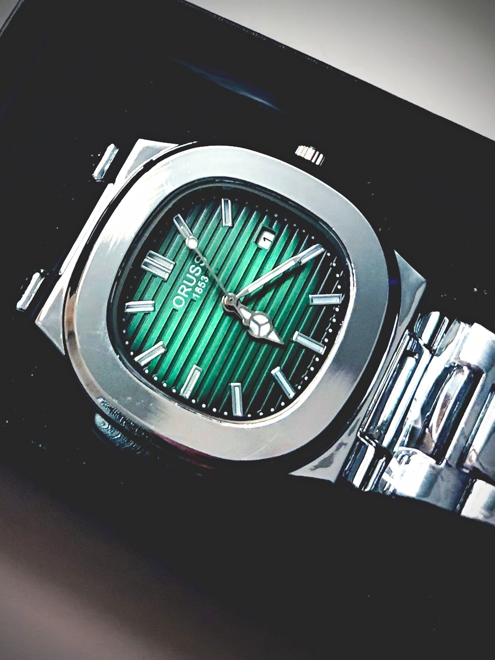 ORUSS 1853 Quartz Wristwatch Green Dial Date Silver Cushion Case Bracelet Box
