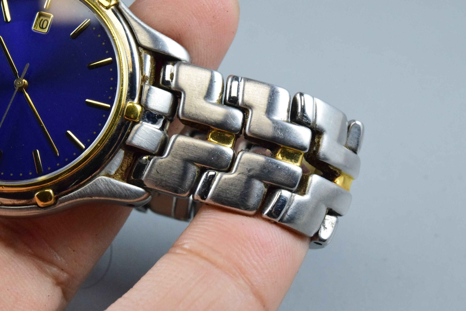 Vintage watch Seiko 7N32-0100 Blue Men Quartz Round 38mm