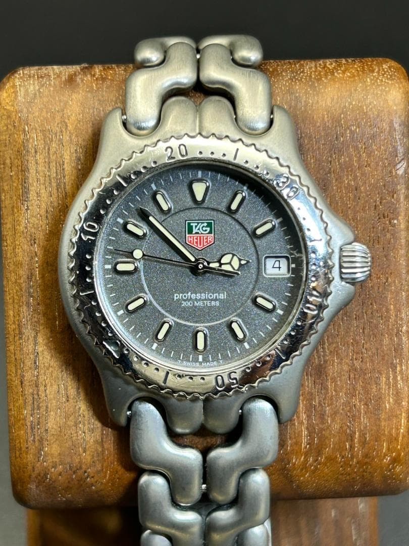 TAG HEUER S/el Professional 200M WG1213-K0 Stainless Steel Quartz Charcoal Grey