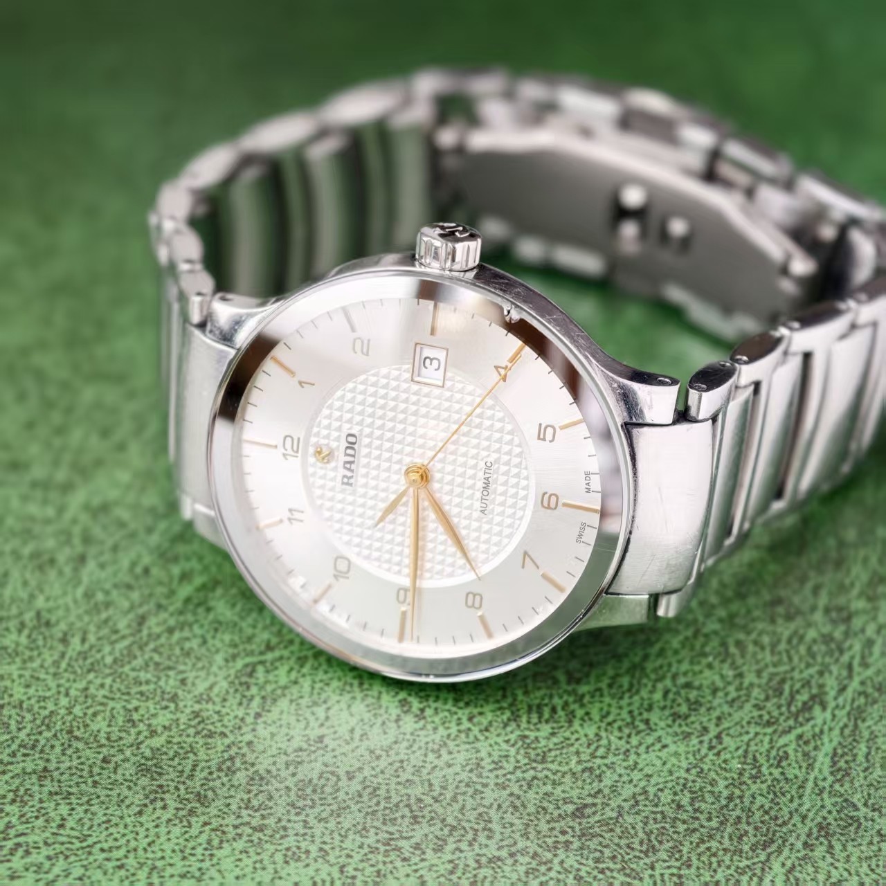 Rado White Dial Centrix R30939143 Men’s Watch Automatic 38.1mm Date