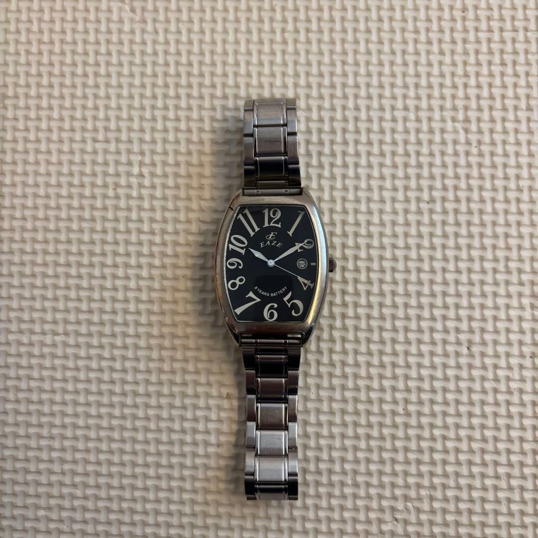 Men’s Quartz Watch, Silver & Black Tonneau Shape, Functionality Unconfir