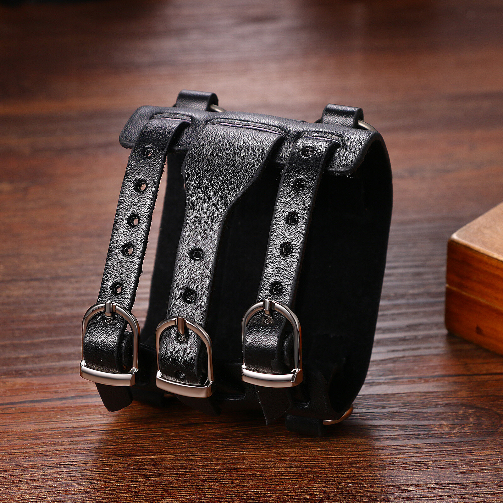 Mens Retro Punk Super Wide Genuine Leather Band Sport Wrist Watch Halloween Gift