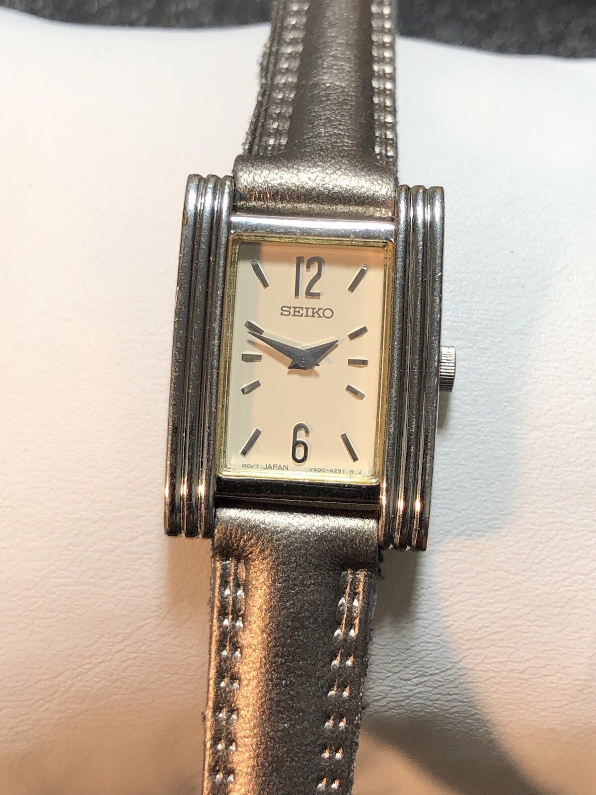 Vintage Seiko Women’s Rectangle Tank Silver Tone V400 Watch New Band/Battery