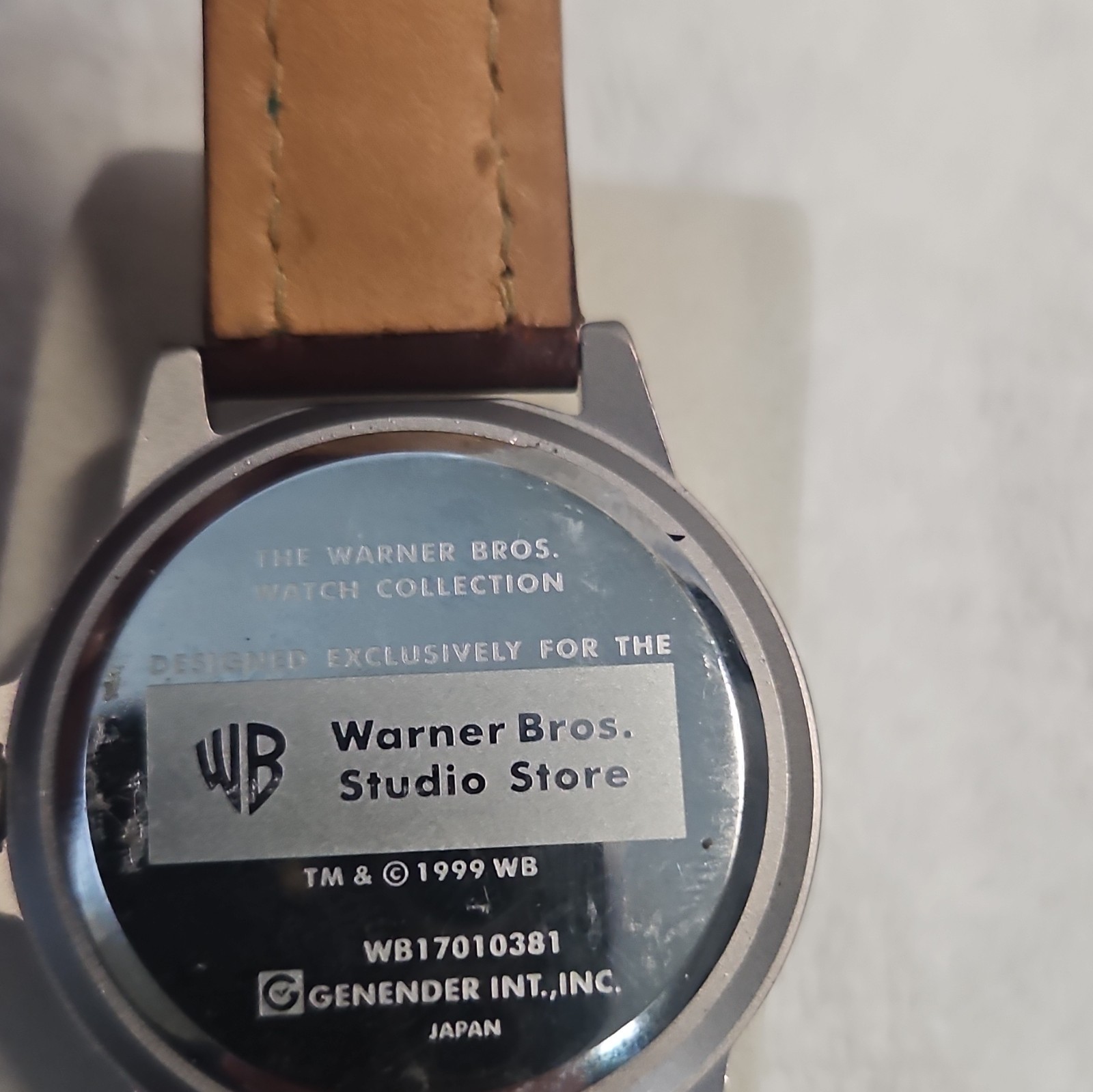 Warner Bros. Studio Store Taz Quartz Analog SS 32mm Brown Leather Watch