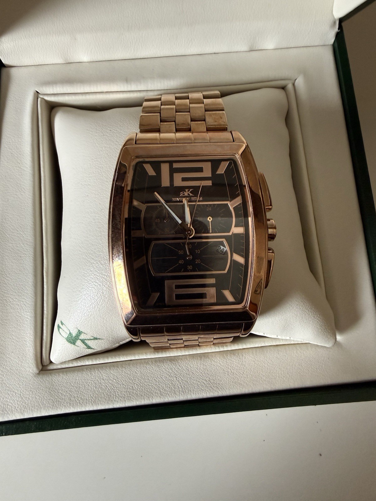 Adee Kaye Beverly Hills Men’s Quartz Chronograph Date Tonneau Watch Box