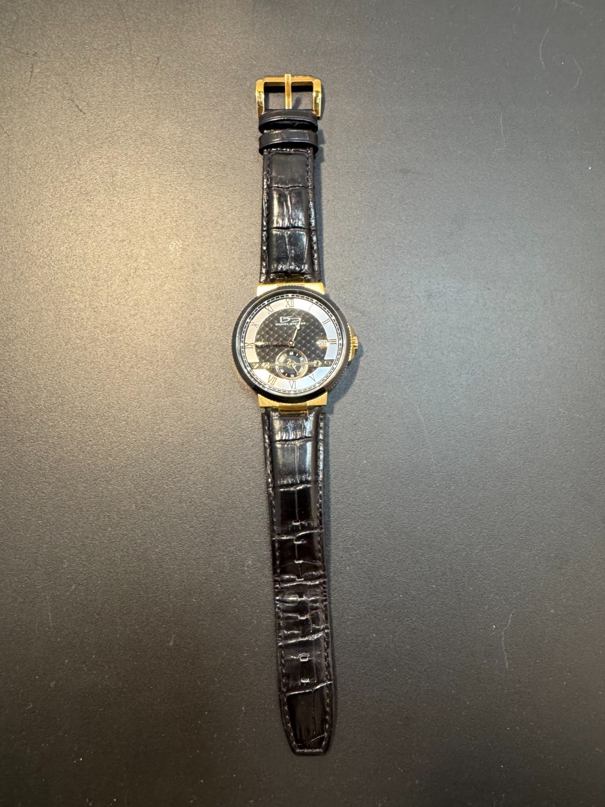Daniel Steiger Professional Two-Tone Black Bezel Carbon Fiber Dial Watch 9202K-M