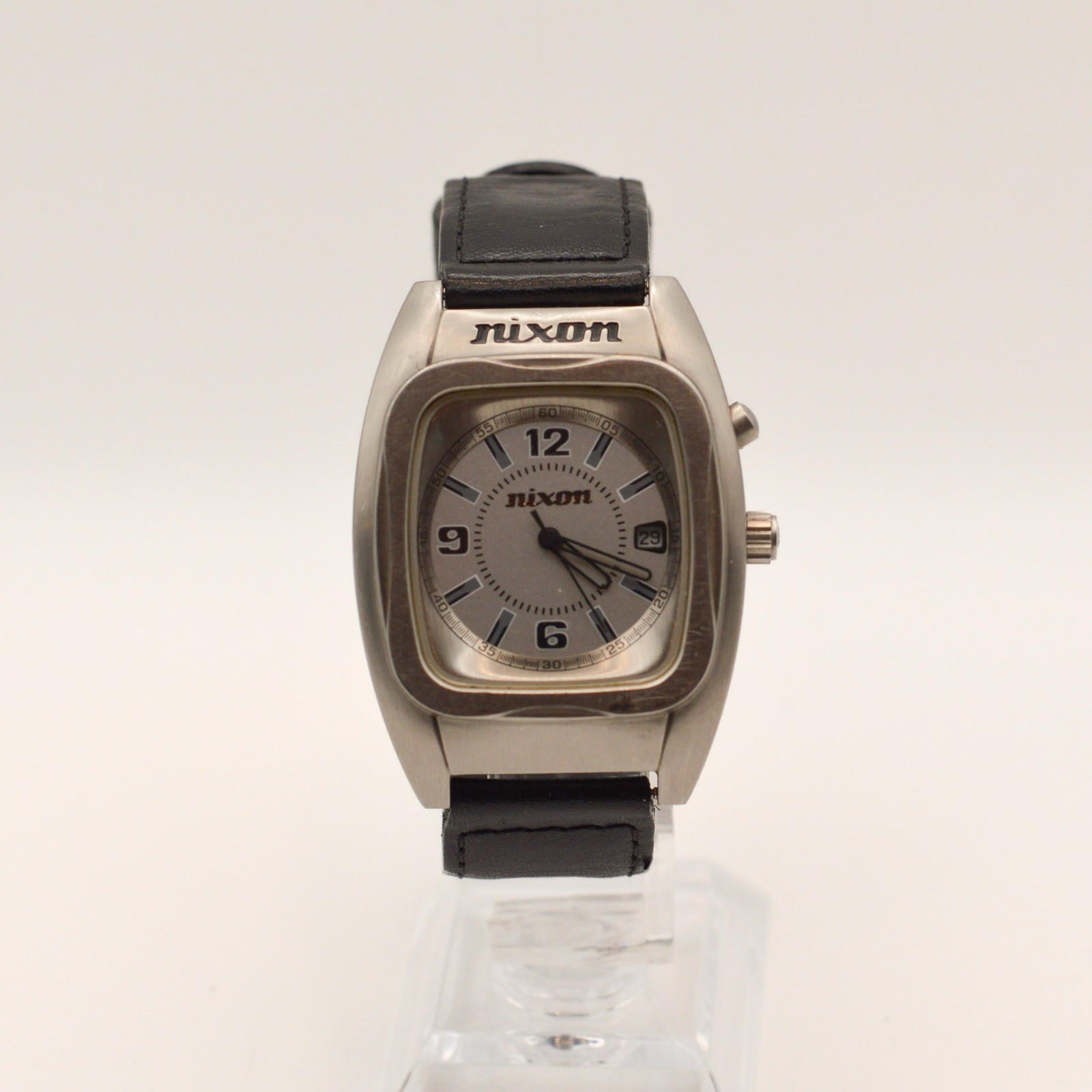 NIXON Watch “Yes, The Powerslave” Original Black Band New Battery White Dial