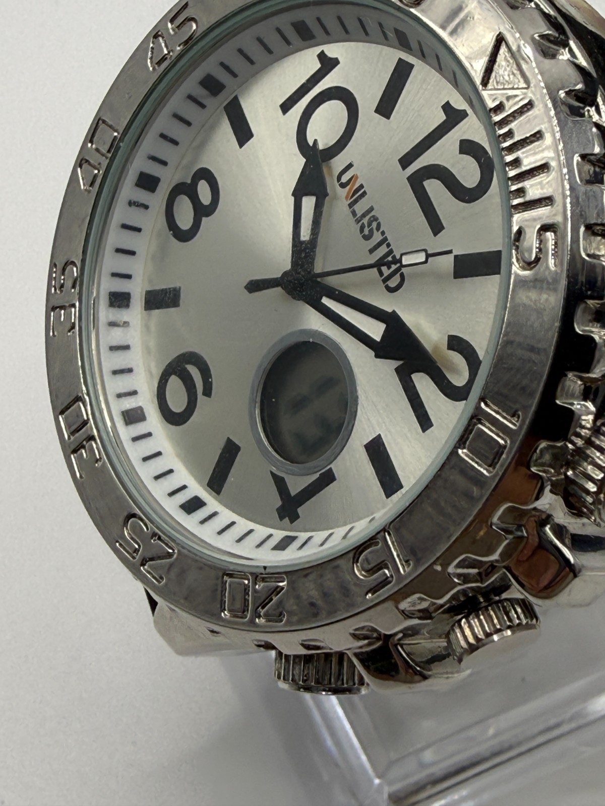 Kenneth Cole – Unlisted (Unlisted is the Model Name) UL 1246