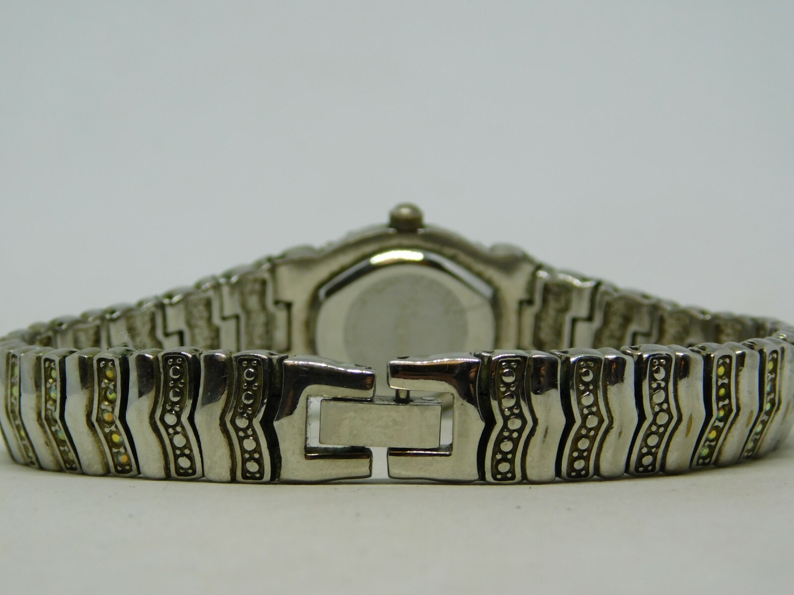 Xanadu Mineral Crystal Silver Tone Quartz Analog Ladies Watch Sz. 7”