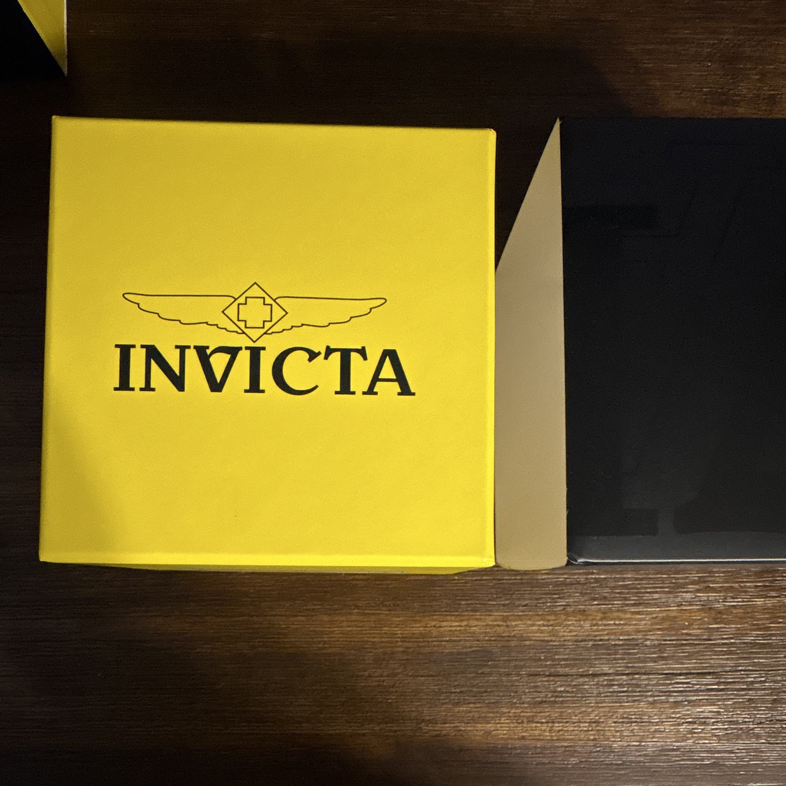 SPEEDWAY BY INVICTA MEN’S WATCH MODEL 46832 SLEEK with Silver Bracelet