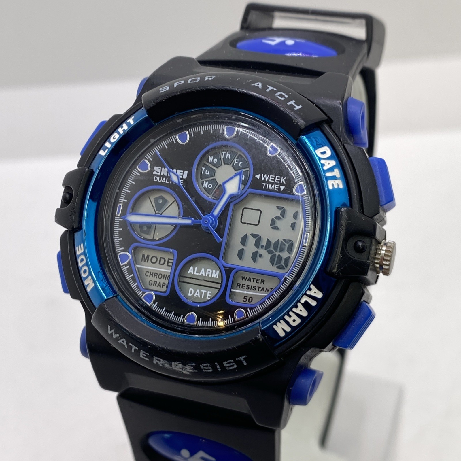 Mens Skmei Sports Black Watch Works New Battery