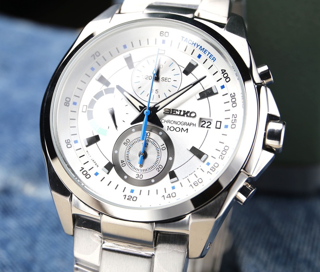 Seiko SNDB19P1 Chronograph White Dial Stainless Steel Quartz Men’s Watch 100M