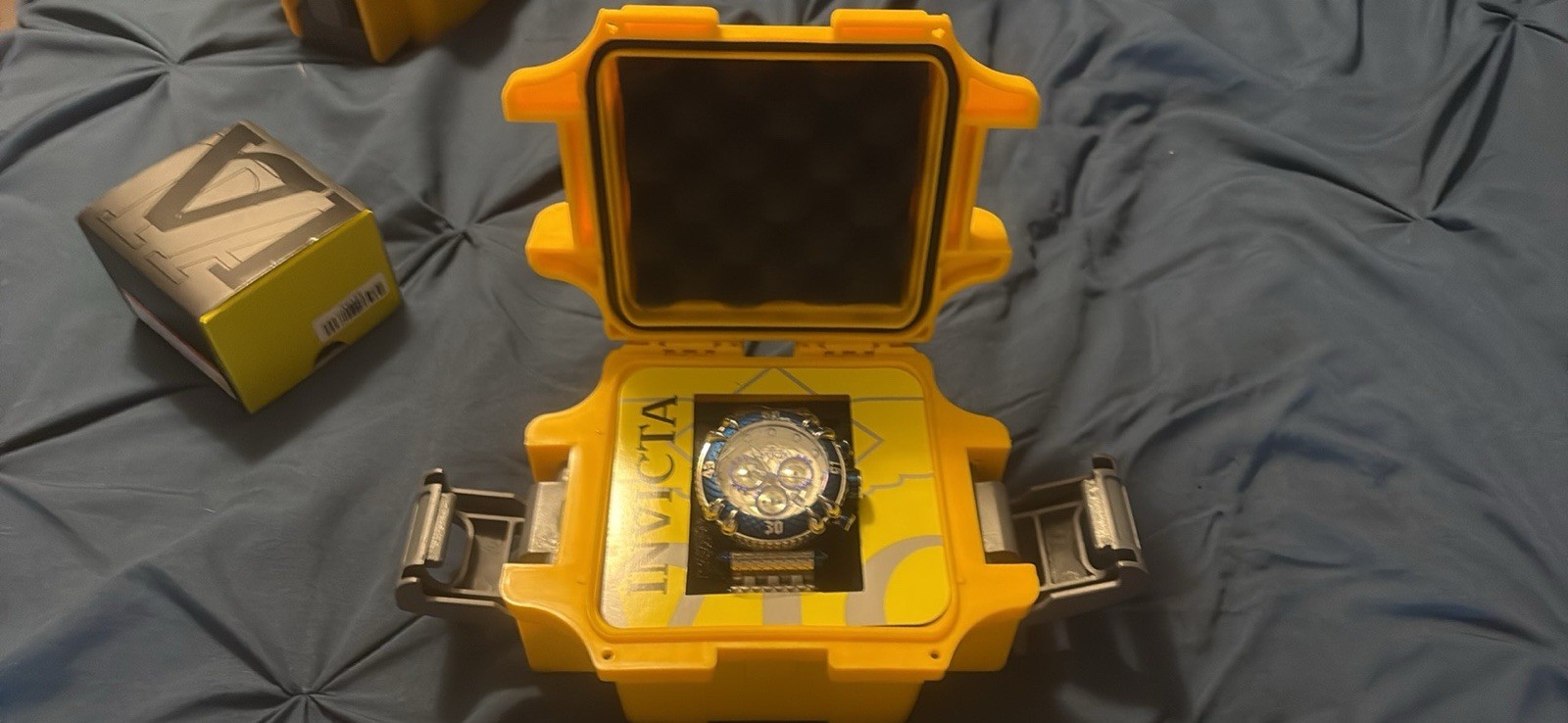 Invicta Bolt Men’s Quartz Chronograph Silver Steel Blue Bezel w/ Box