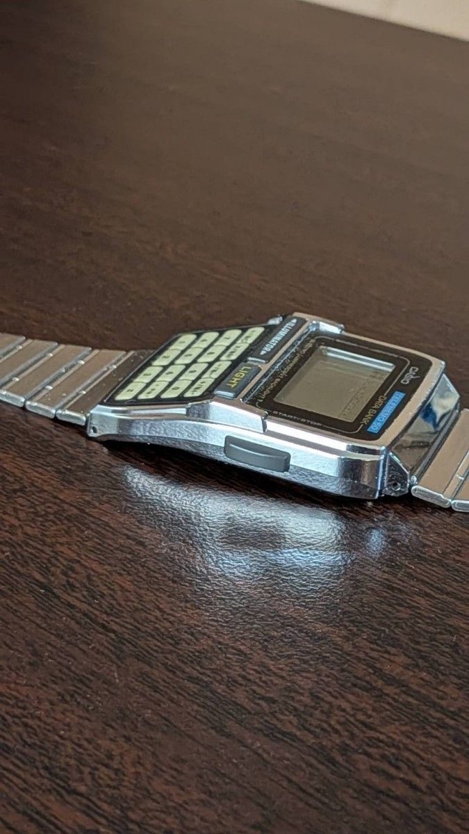 CASIO working men’s DBC 630 calculator databank wristwatch
