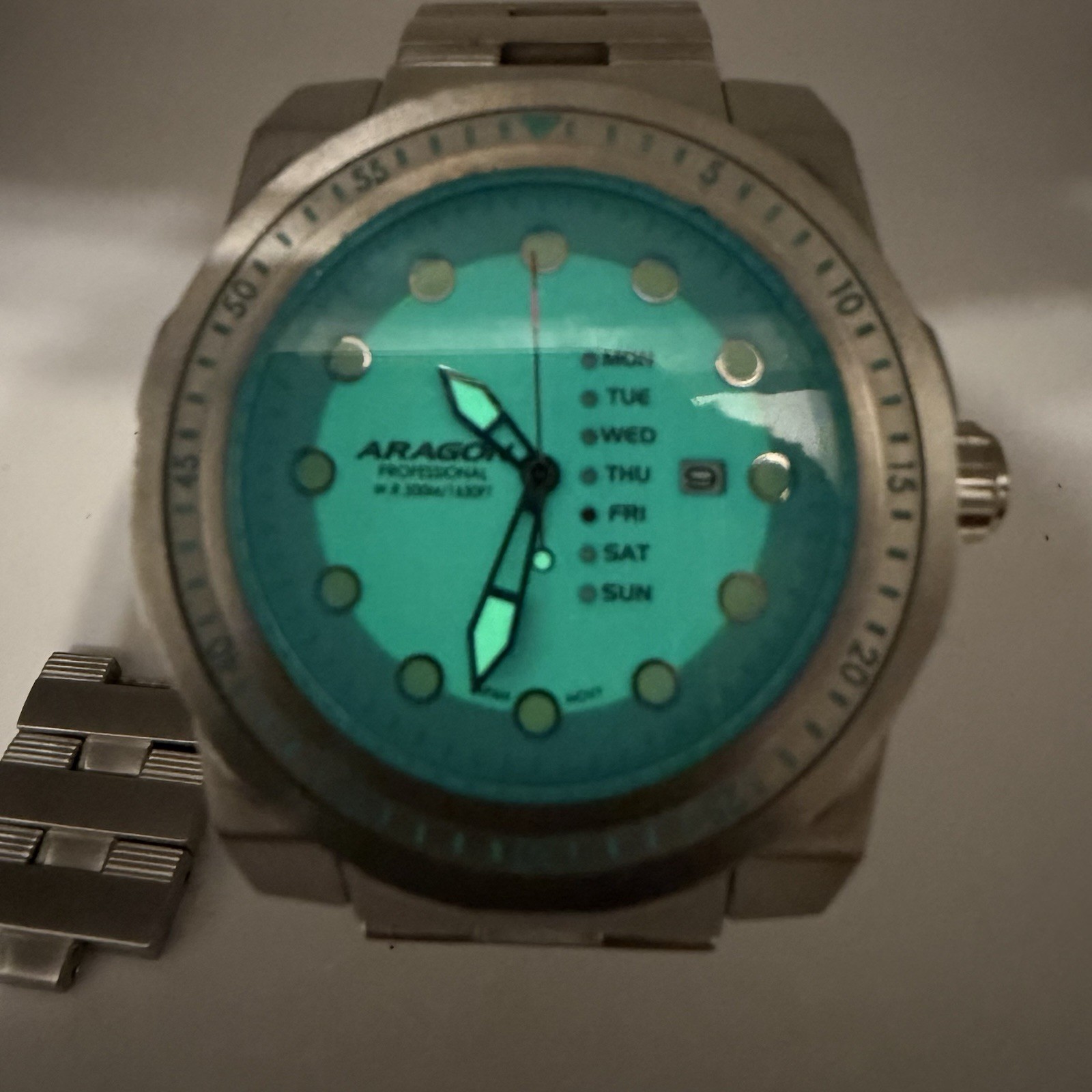 Aragon Professional 500M Dive Watch Aqua Dial Day Date Sold Out Model