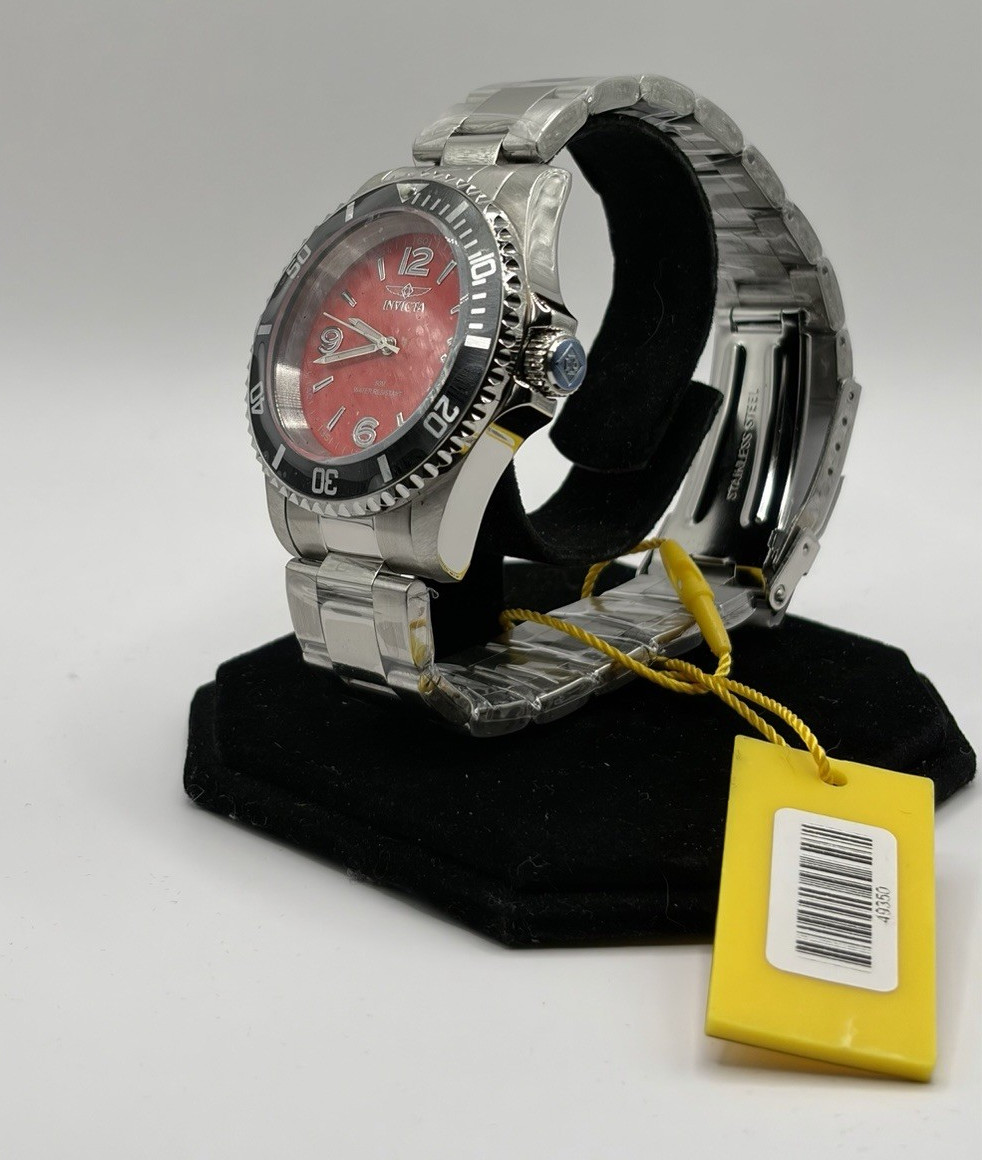 Invicta Pro Specialty Rowan SS Bracelet 40mm Red Dial Black Bezel
