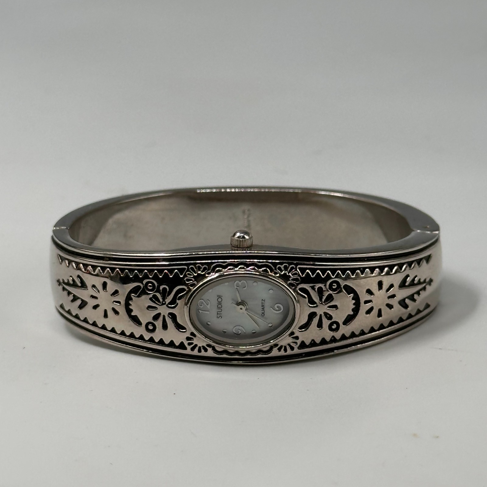 Studio Time Watch Women Silver Tone Etched Filigree Band New Battery 6.75″