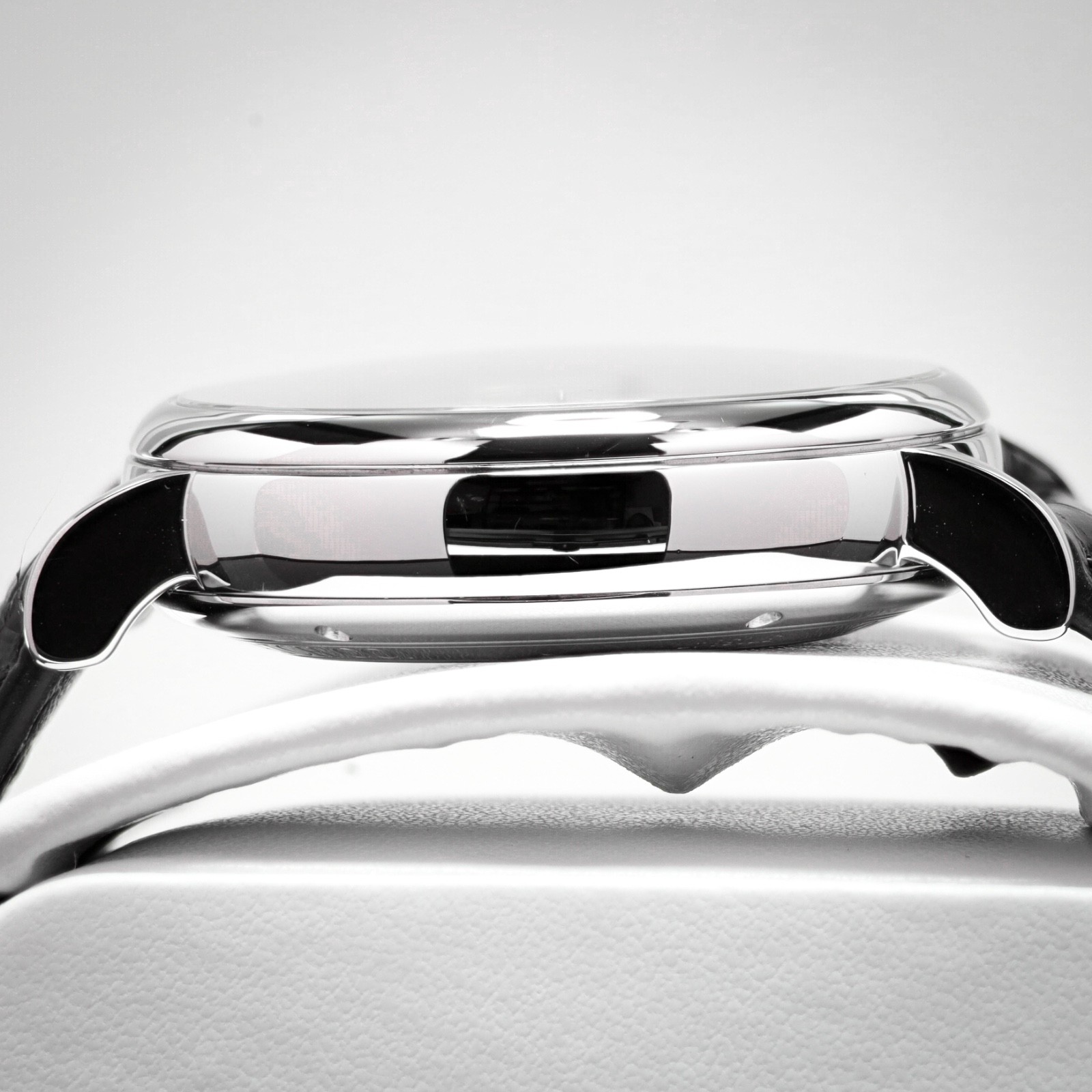 IWC Schaffhausen Portofino [Complete] 42mm Steel Case Black Dial Alligator Strap