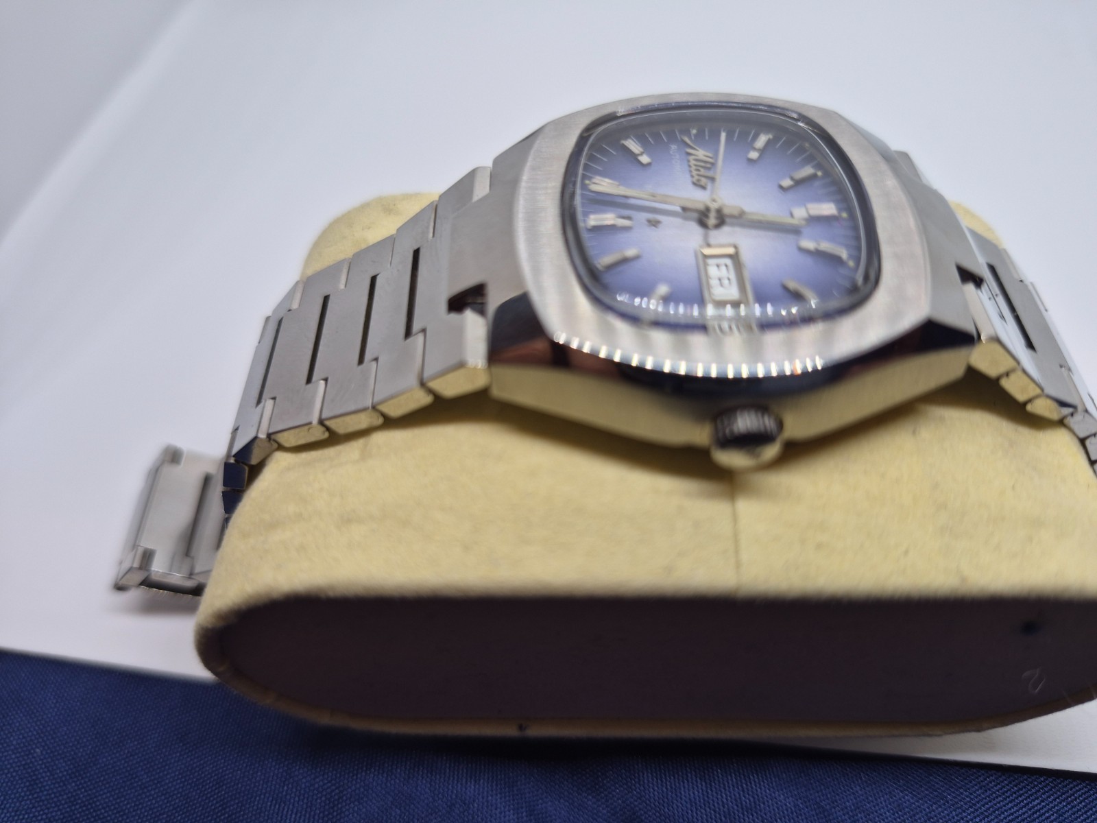 NICE VINTAGE MIDO MULTI STAR AUTOMATIC DAY DATE DRESS GENTS PURPLE DIAL 12. 1879