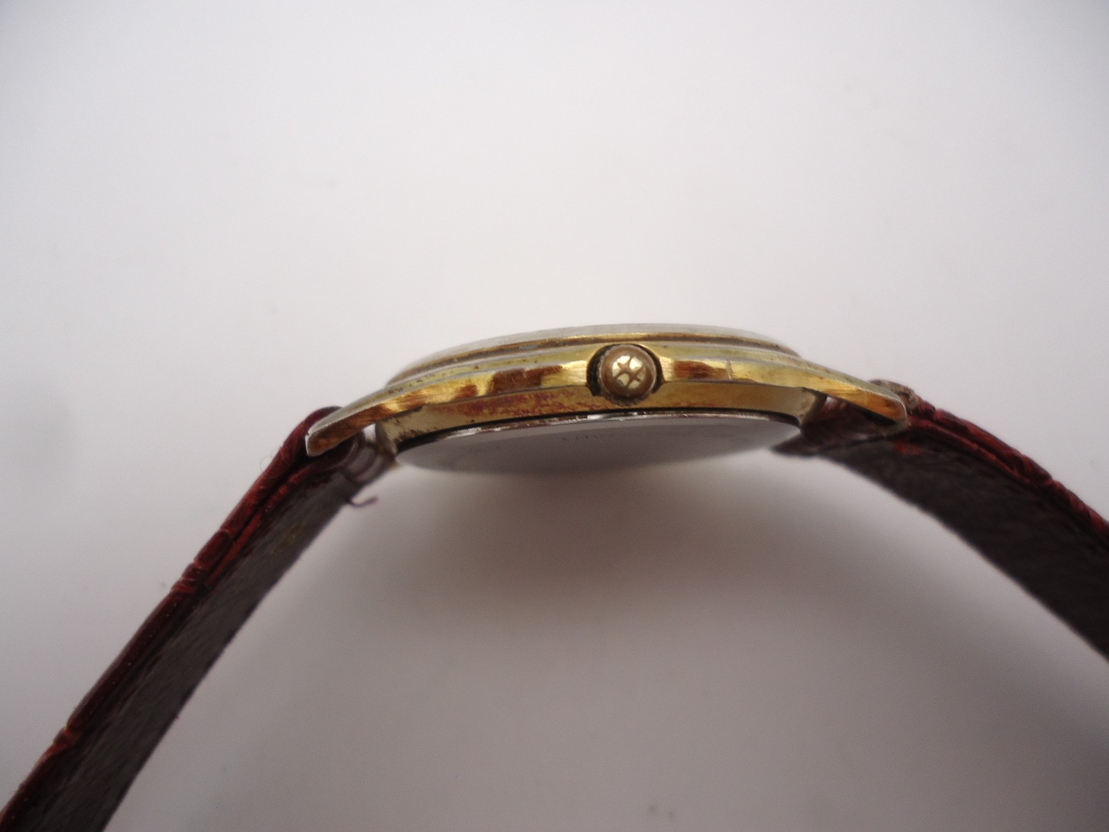 Hamilton 9812 Swiss Watch 34mm Gold Tone Date Leather Strap – New Battery