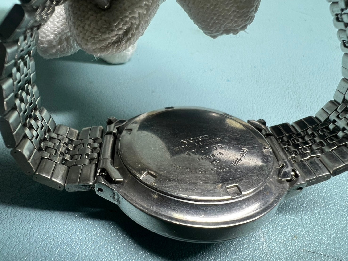6. Seiko cal 7006 blue dial day date 19 Jewels 38.8 mm sell as part need service