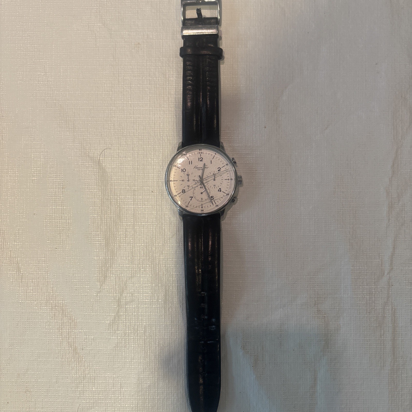 Kenneth Cole Men’s KC1568 Iconic Chronograph Multifunc Black Leather Strap Watch