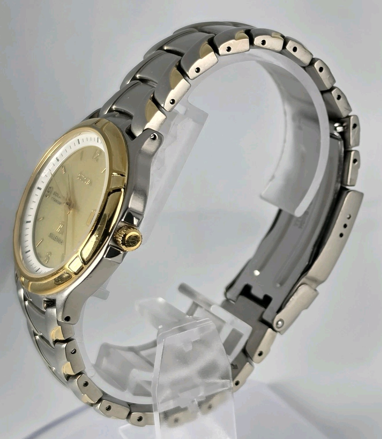 BULOVA SOLAR MILLENNIA TITANIUM SILVER GOLD TONE WATER RESISTAN 35mm GOLD DIAL