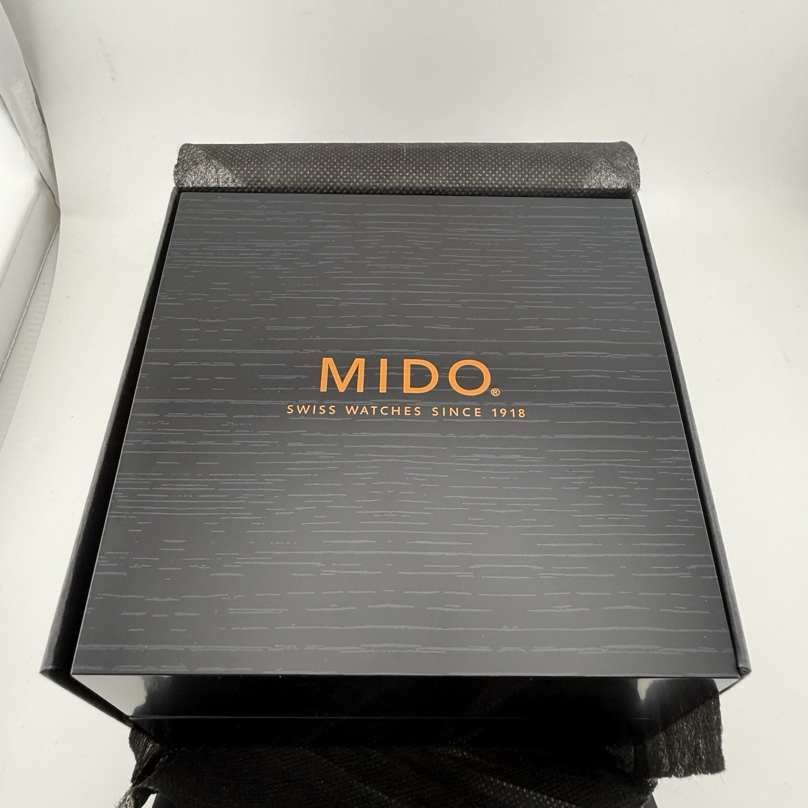Mido Belluna II 25J Swiss Automatic Watch M024.428A Box & Hang Tag