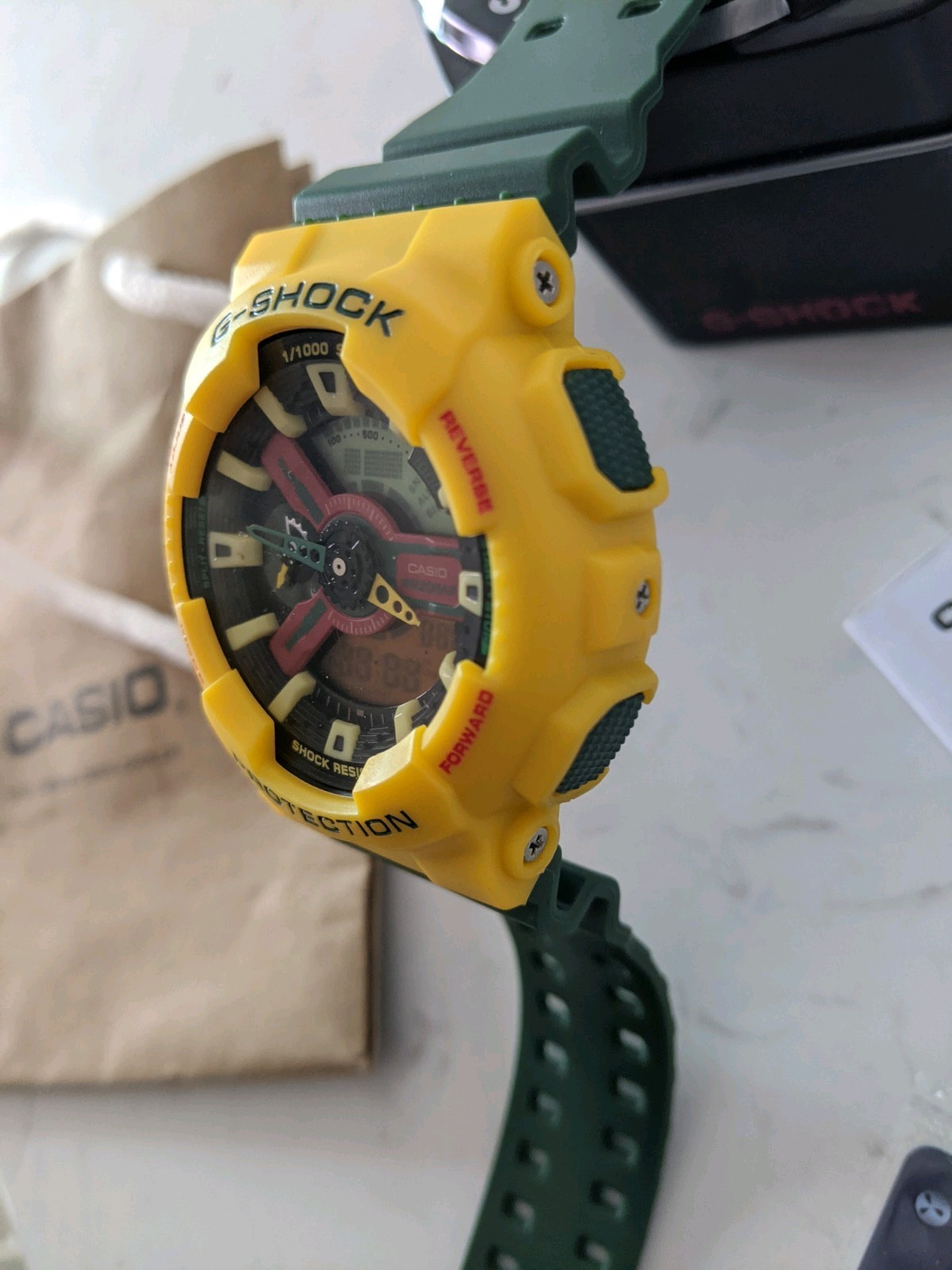 Casio G-Shock GA-110 Men’s Analog Digital Watch Yellow Green Box Papers
