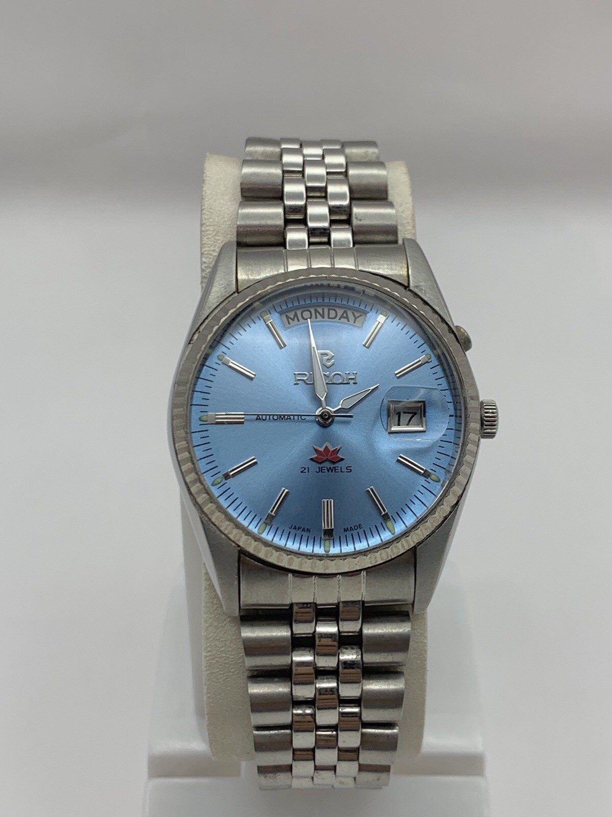 Ricoh President 061121 Automatic 21 Jewels Ice-Blue Dial Men’s Wristwatch Japan.