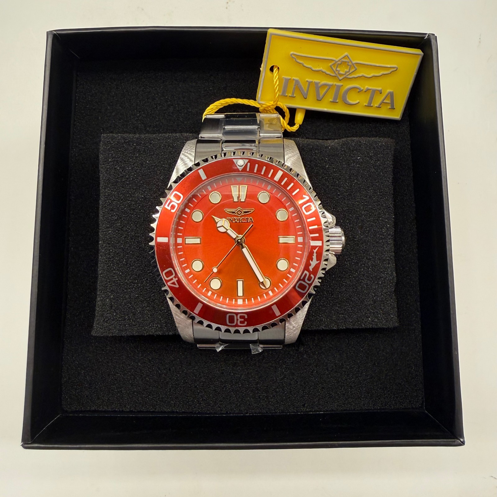 $249 INVICTA PRO DIVER MENS RED SILVER 43MM QUARTZ STEEL WATCH 50506 NIB