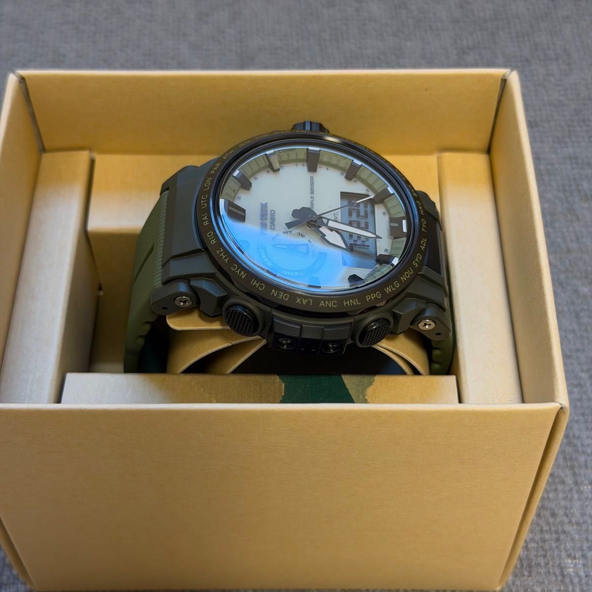CASIO PRO TREK PRW 61LD 3JF Radio Solar Full Luminous Dial Watch Triple