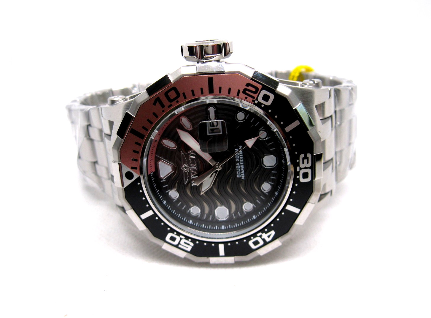 Invicta Pro Diver Wave Scuba Miami Edition Men’s 52mm 200M Quartz Watch- 48515