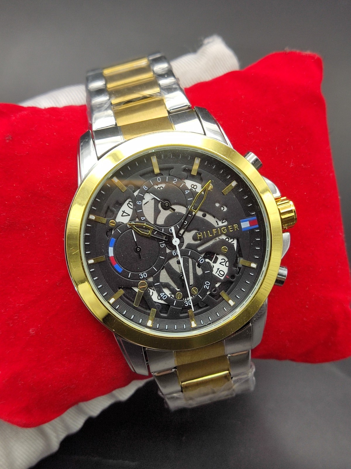 #Refurbished Amazing Tommy Hilfiger Black Dial Date Indicator Men’s Wrist Watch