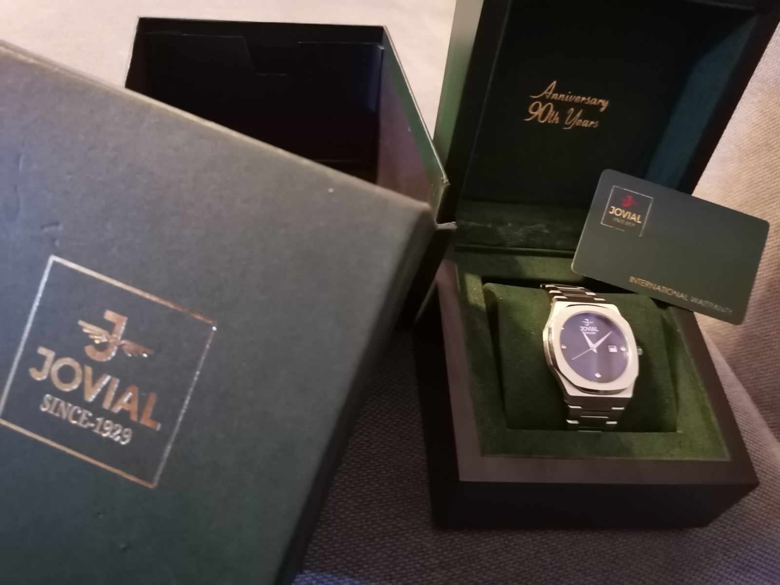 Rare Jovial Swiss 39 mm mint condition – Full set