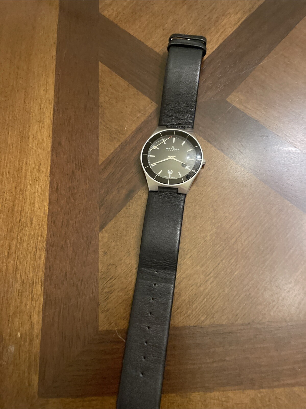 Skagen Denmark Leather wristwatch