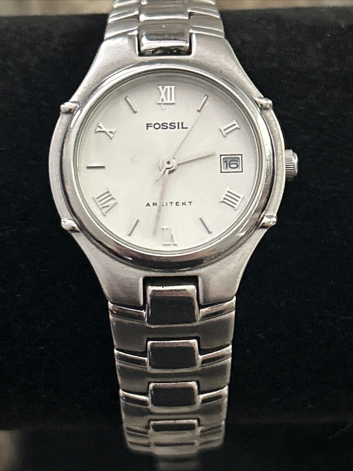 Fossil Arkitekt FS-2651 Silver Tone Stainless Steel Watch Day Date Indicator