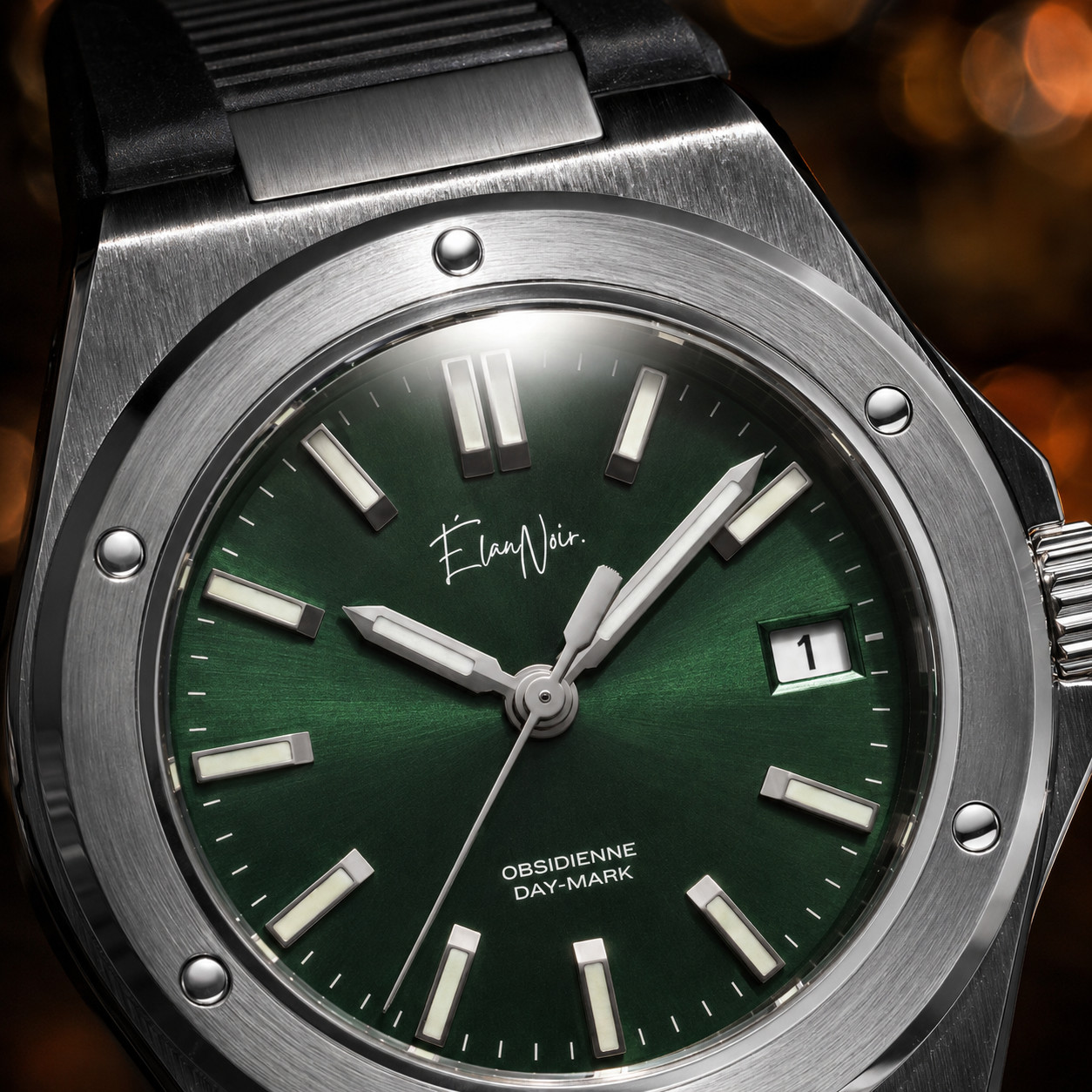 Custom Élan Noir Day-Mark Auto NH35 Watch Emerald/White Dial Sapphire Steel 41mm