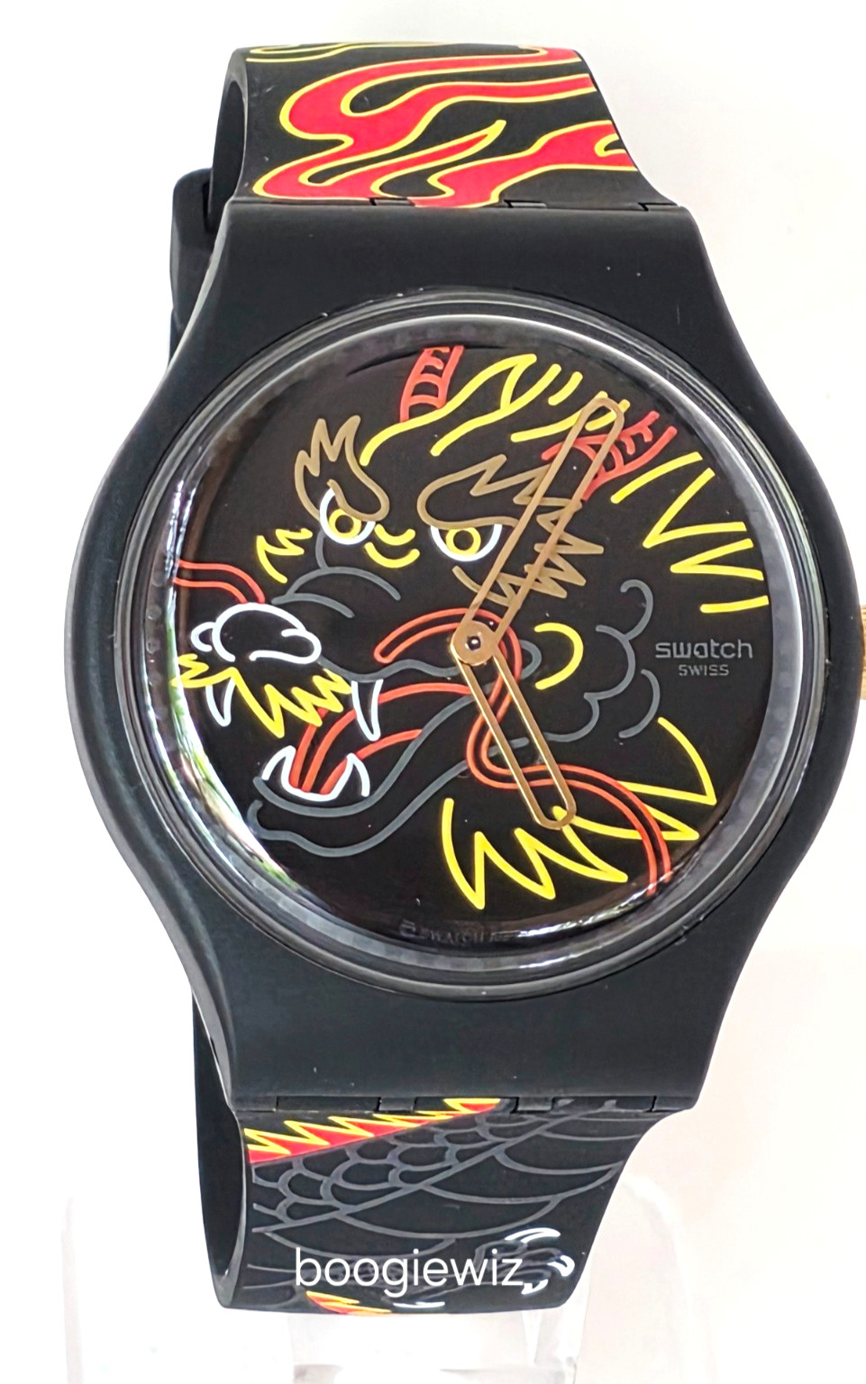 SWATCH SWISS MADE MODEL DRAGON IN WIND, BAND AND FACE INTERTWINE S029Z137 NIB