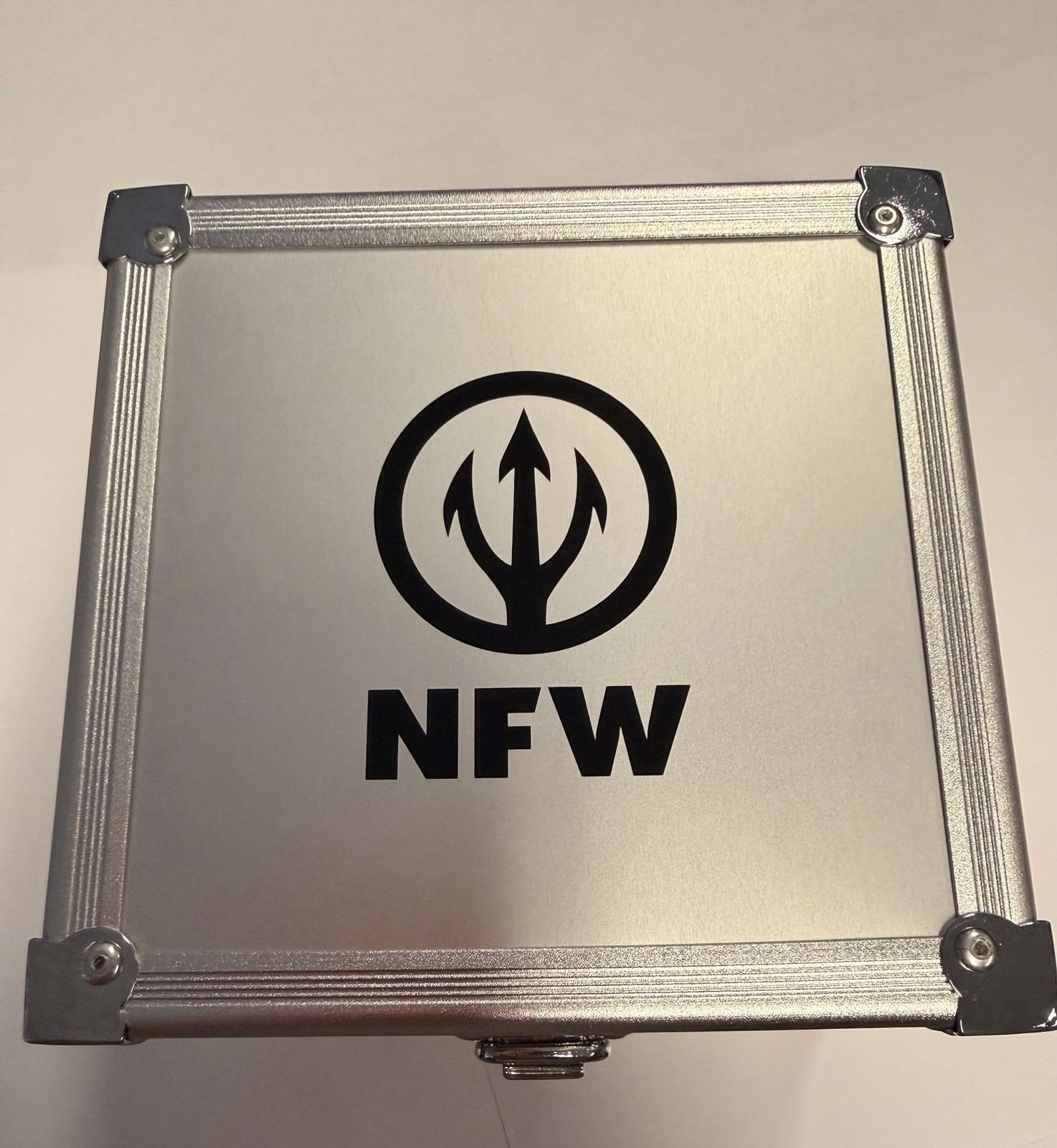 NFW Vector Watch 00605 Full Set Mint With Extra Strap And Deployant Clasp